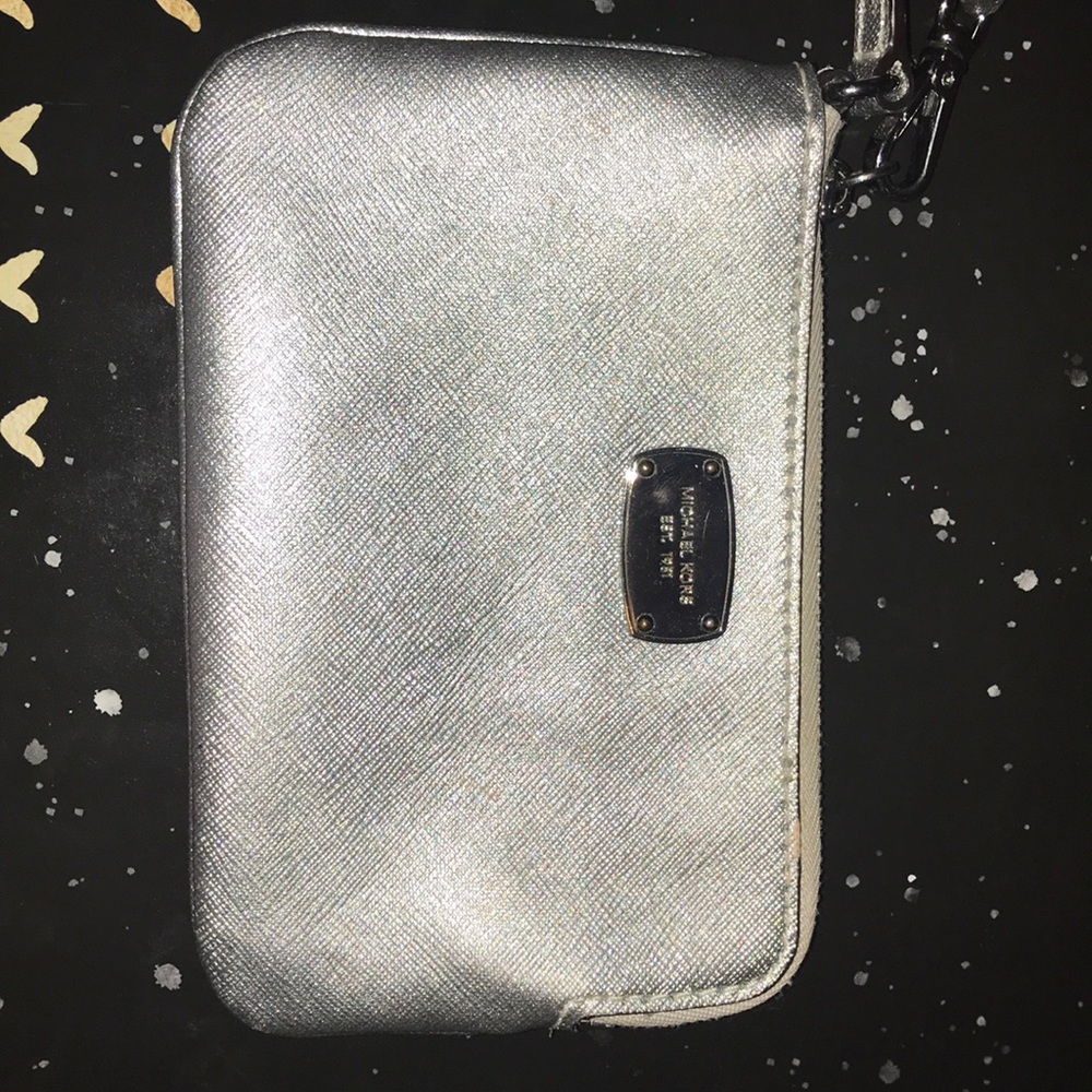 Micheal Kors Wristlet